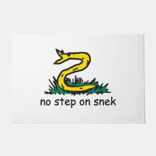 Keine Schritte auf snek memes Gadsden parody SnekR Fußmatte