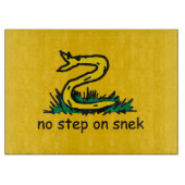 Keine Schritte auf snek memes Gadsden parody SnekR Schneidebrett (Vorderseite)