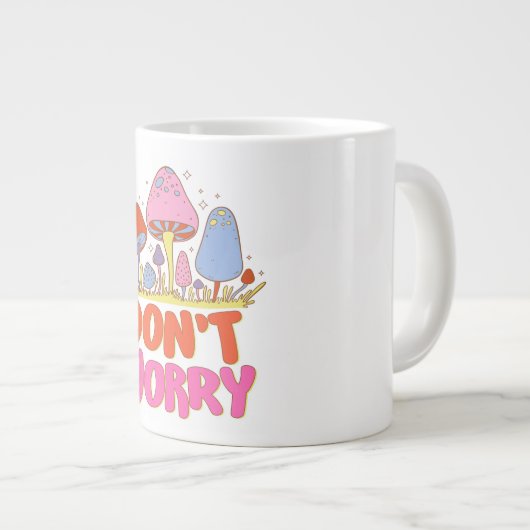 Keine Sorge - farbenfroher Kawaii Mushroom Jumbo-Tasse (Vorderseite Rechts)