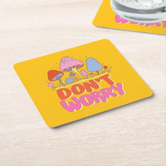 Keine Sorge - farbenfroher Kawaii Mushroom Rechteckiger Pappuntersetzer (angewinkelt)