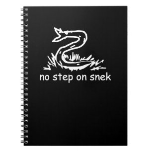 Keine Stufe auf Snek-Meme Gadsden-Parodie SnekRigh Notizblock