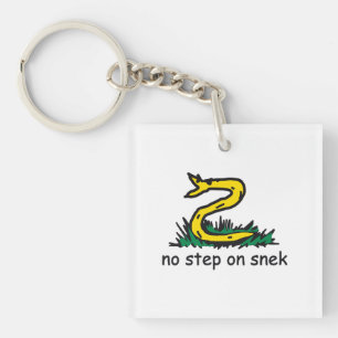 Keine Stufe auf Snek-Memes Gadsden-Parodie SnekRig Schlüsselanhänger