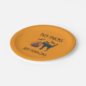 Keine Tricks, nur Schrecken Pappteller (Schrägansicht)