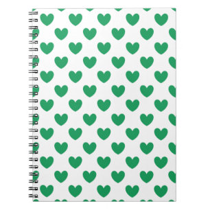 Kelly green polka herzen auf weiß notizblock
