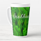 Kelly Green Raute Irish Clovers Latte Tasse (Linke Ecke)