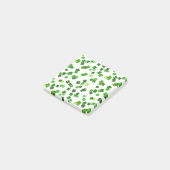 Kelly-grün „Shamrocks Falling“ Post-it Klebezettel (angewinkelt)