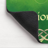 Keltische Grünknochen und Blätter Mousepad (Ecke)