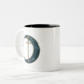 Keltische Klinge und Mond Zweifarbige Tasse (Vorderseite Links)