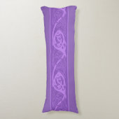 Keltische Knüpfarbeit Fisch in Lila Seitenschläferkissen (Vorderseite Vertikal)