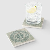 Keltische Knüpfarbeit-irisches Medaillon-Muster im Steinuntersetzer (Seitenansicht)