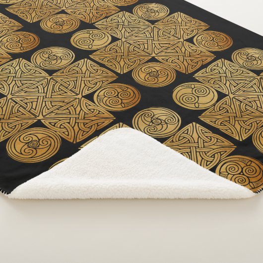 Keltische Knüpfarbeit Sherpadecke (3/4)