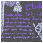 Keltische Sampler in Schwarz und Lila Stoff (Nahaufnahme)