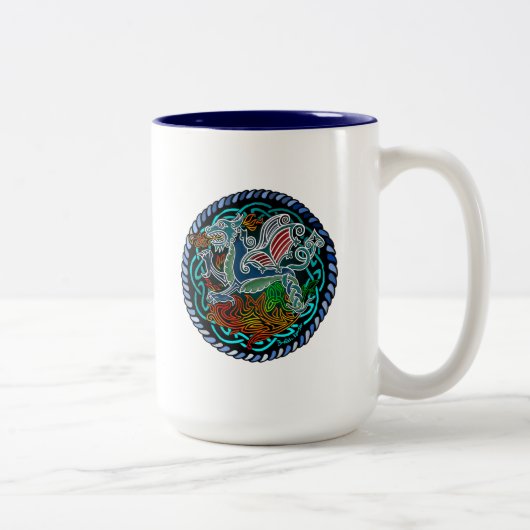 Keltischer Drache Zweifarbige Tasse (Rechts)