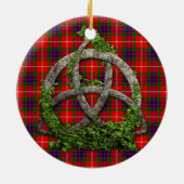 Keltischer Dreiheits-Knoten und Clan Fraser Tartan Keramikornament (Hinten)