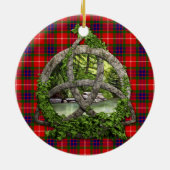 Keltischer Dreiheits-Knoten und Clan Fraser Tartan Keramikornament (Hinten)