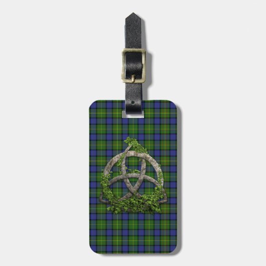 Keltischer Dreiheits-Knoten und Clan Muir Tartan Gepäckanhänger (Vorderseite vertikal)