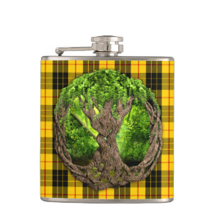 Keltischer Lebensbaum und Clan MacLeod Tartan Flachmann