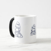 Keltischer Mutterschafts-Knoten-verwandelnde Tasse (Vorderseite Links)