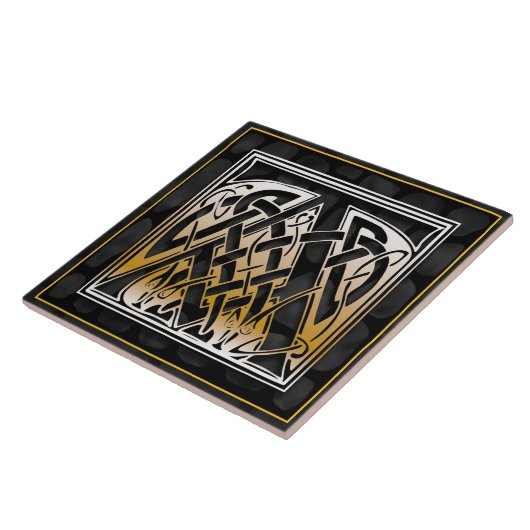 Keltischer schwarzer Stein eine Fliese (Seite)