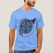keltisches Design mit Kleider und Ravens