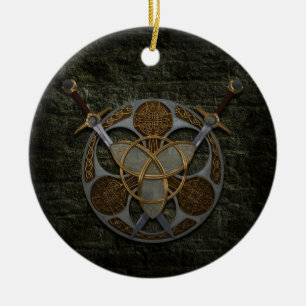 Keltisches Schild und Schwerter Keramikornament