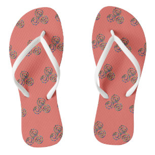 Keltisches Triskelion Stärke Symbol Flip Flops Badesandalen