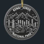 Kenai Fjords Nationalpark Vintag Monoline Keramik Ornament<br><div class="desc">Kenai Fjords monoline Design. Der Park ist ein amerikanischer Nationalpark,  der das Harding Icefield,  seine überfluteten Gletscher,  Küstenfjorde und Inseln unterhält.</div>