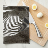 Kenia. Schwarz & Weiß von Zebra und schlicht. Küchentuch (Viertel Falte)