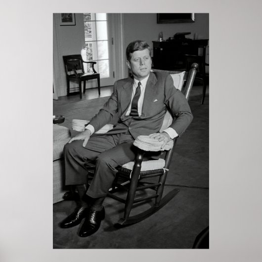 KENNEDY 1962, VORSITZENDER DES ROCKING POSTER (Vorne)