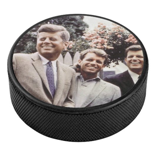 Kennedy Brothers, Präsident John, Robert & Ted Eishockey Puck (3/4)