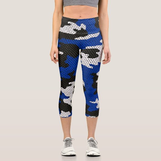 Kentucky Blue White Classic Camo Pattern Capri Leggings (Vorderseite)