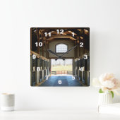 Kentucky View aus dem Barn Quadratische Wanduhr (Zuhause)