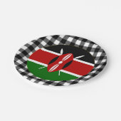 Kenya Plate, Büffel kariert und kenianische Flagge Pappteller (Schrägansicht)