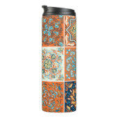 Keramik Fliesen Schmuck: abstrakte Muster. Thermosbecher (Nach rechts gedreht)