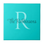 Keramik für aquamarine Monogram-Familienname Fliese<br><div class="desc">Eine schöne personalisierte Kachel mit aquamarinen Farbtönen,  individuelle Features wie Initial (Monogramm) und Familienname.</div>