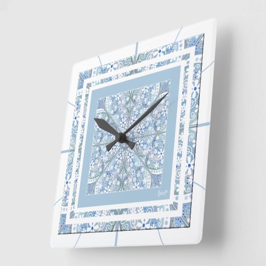 Keramik Lace Light Blue Quadratische Wanduhr (Winkel)