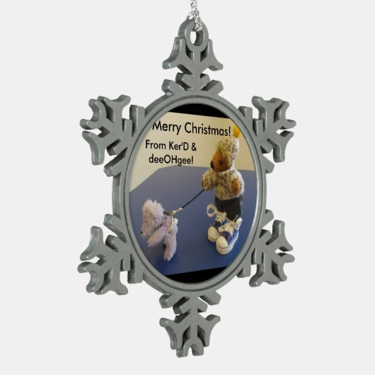 Ker'Dunkedunk Bär und deeOHgee Schneeflocken Zinn-Ornament (Links)