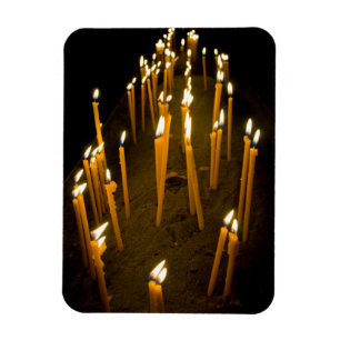 Kerzen in einer Kirche angezündet, Armenien Magnet