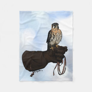 Kestrel auf Glove Illustration Fleecedecke