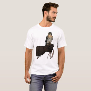 Kestrel auf Glove Illustration T-Shirt