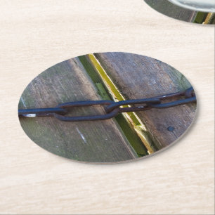 Kette auf Holz Runder Pappuntersetzer