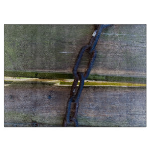 Kette auf Holz Schneidebrett
