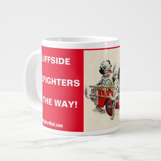 Ketten auf der Tasse (Vorderseite Links)