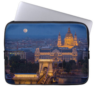 Kettenbrücke und Vollmond bei Nacht Laptopschutzhülle
