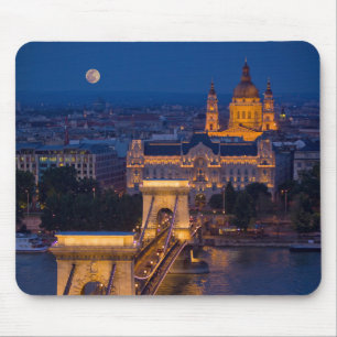Kettenbrücke und Vollmond bei Nacht Mousepad