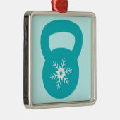 Kettlebell mit einer niedlichen Schneeflocke Ornament Aus Metall (Rechts)