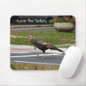 Kevin the Turkey - Old Wethersfield, CT Mousepad (Mit Mouse)