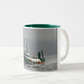 Kevleen K, Krabben-Boot im niederländischen Hafen, Zweifarbige Tasse (VorderseiteRechts)