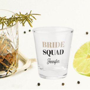 Khaki Wedding Bride Squad Personalisiert Schnapsglas