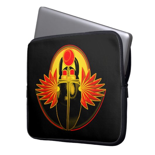 Kherpi Gott der aufsteigenden Sonne, Scharfkäfer. Laptopschutzhülle (Vorderseite Links)